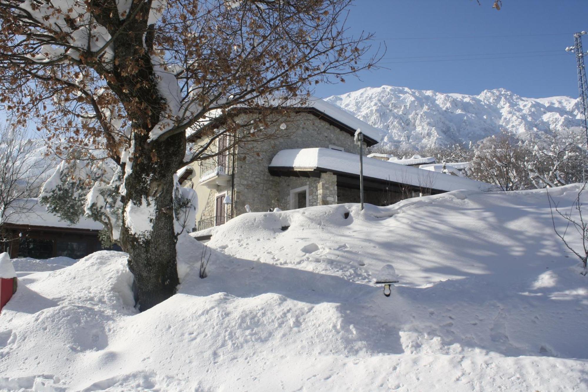 Locanda Del Barone Caramanico Terme Exterior foto